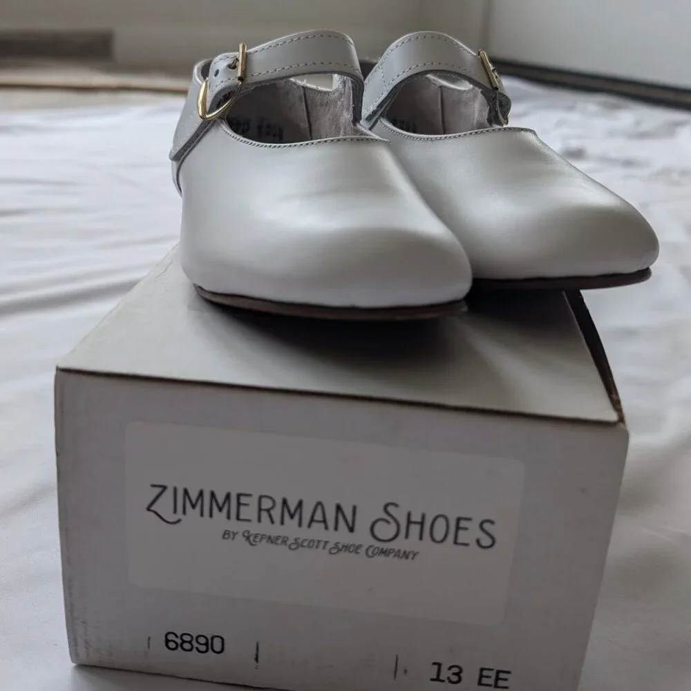 Girls White Zimmerman Shoes - Picture 2 of 10